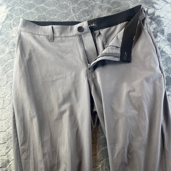 TravisMathew Other - TravisMathew Golf Pants Mens 34 Grey Good Stretch Performance Micro-grid 34x31.5